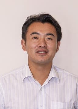 Dr. Michael Chen