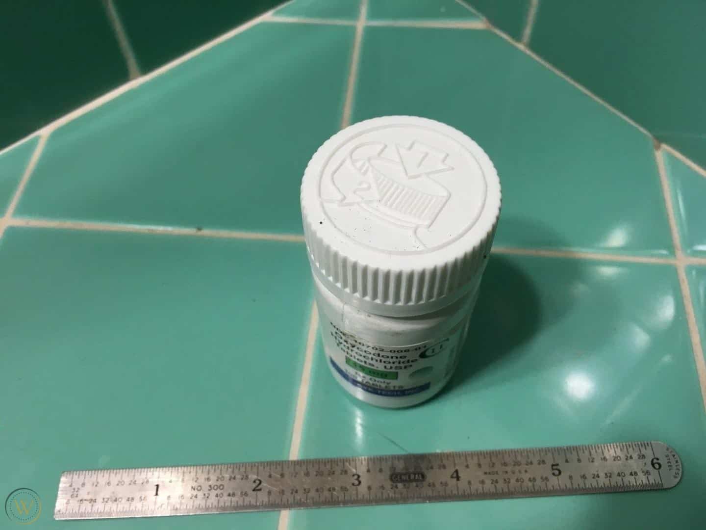OXYCODONE 15MG 10MG (Roxicodone ) packaging and bottle